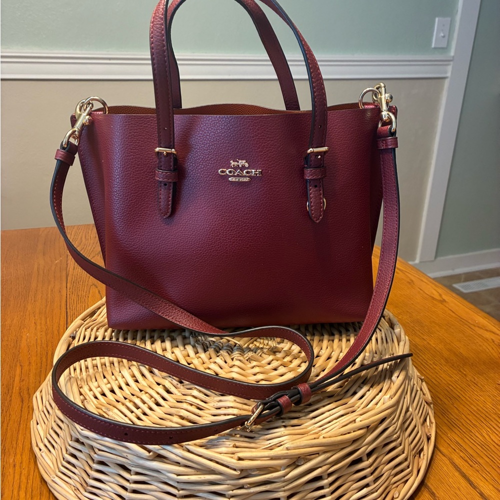 COACH Leather MOLLIE 25 Shoulder Crossbody Tote Cherry/Gold C4084